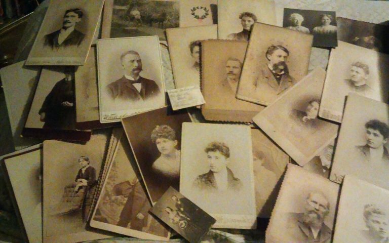 Why are people opting for vintage photographs?